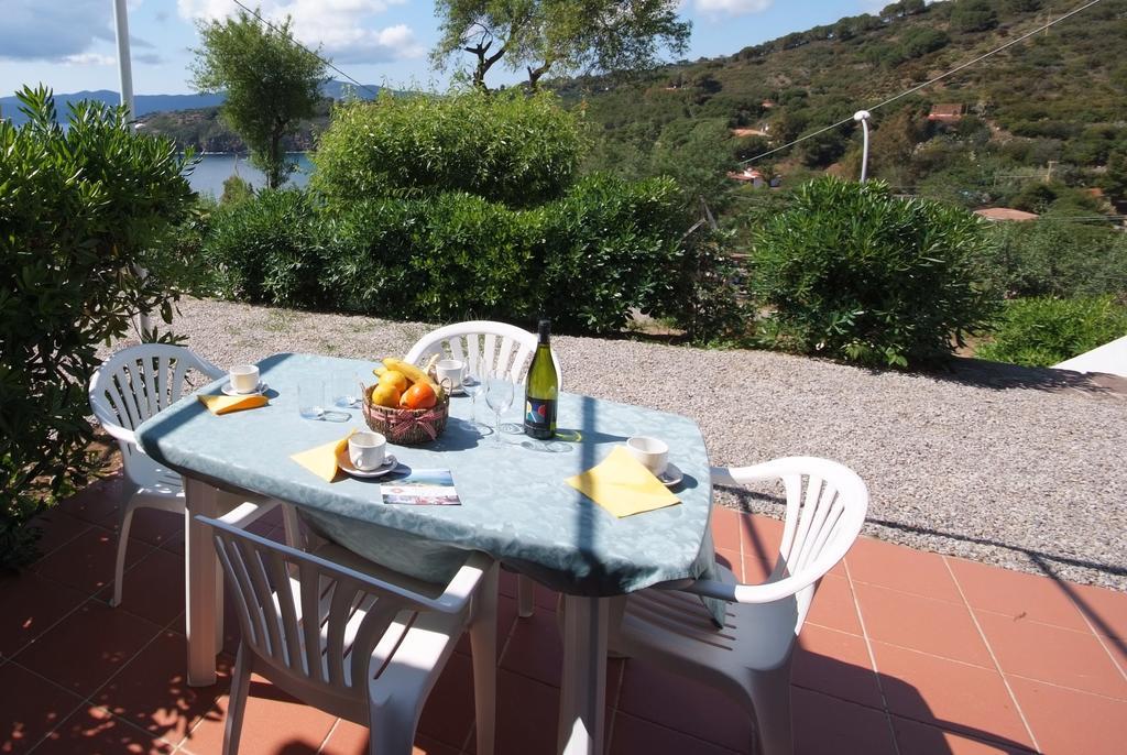 Casa Vacanze Dino Apartment Capoliveri  Bagian luar foto